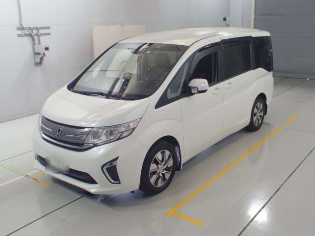 30762 Honda Step wagon RP1 2015 г. (CAA Chubu)